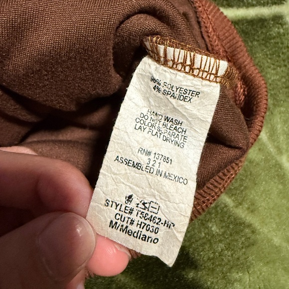 Gage Medium Brown Top - Picture 3 of 5